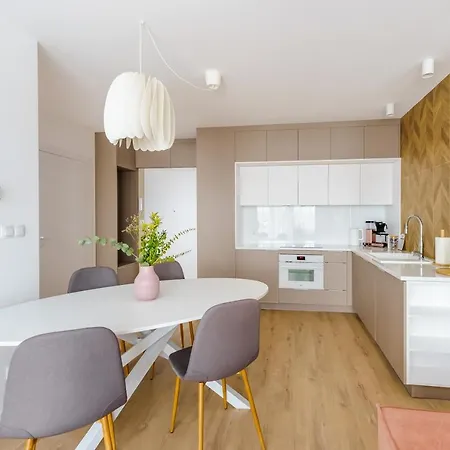 Pearl Surfingbird Apartment Kolobrzeg